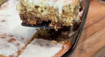 Cinnamon Roll Cake